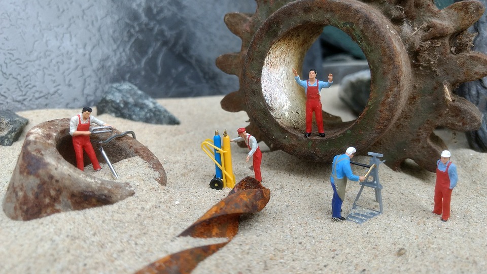 locksmiths in work